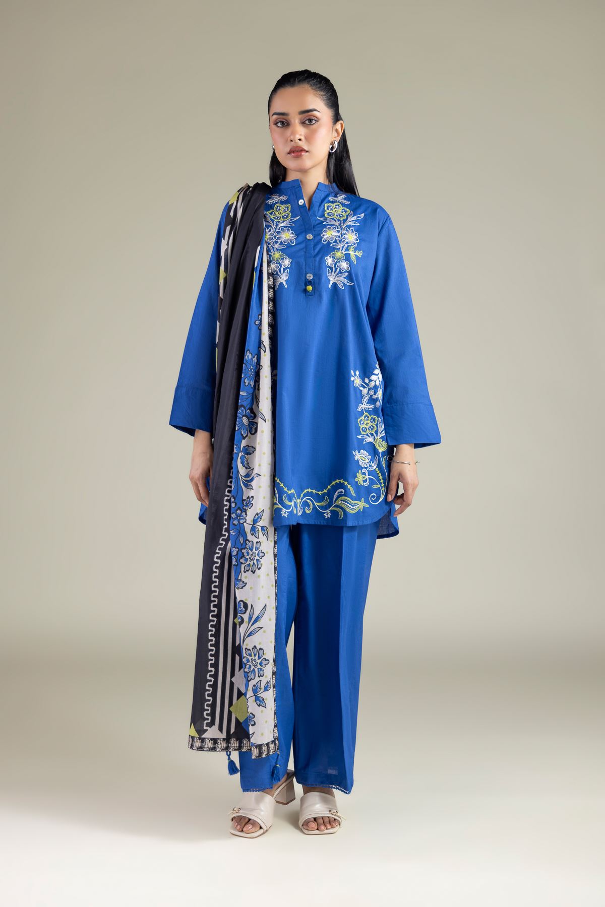 Embroidered Lawn Blue Lawn Dupatta - 1-26-140-A-C-VG