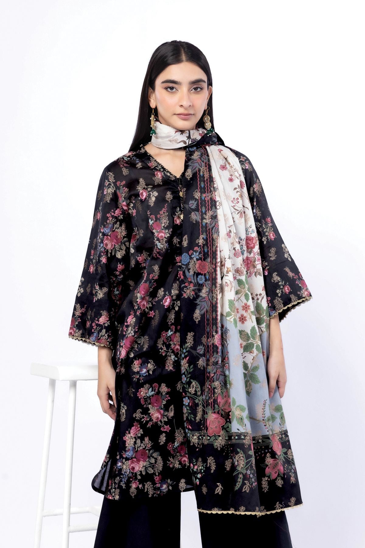 Printed Jacquard Tailored 3 Piece - T-A22-26-101FE-VG