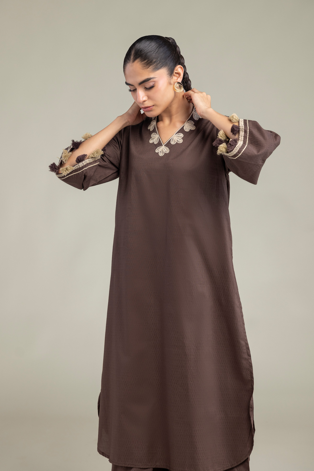 Embroidered Cotton Dobby Brown V-Neck Kurta - 1-26-102-A-F-VG