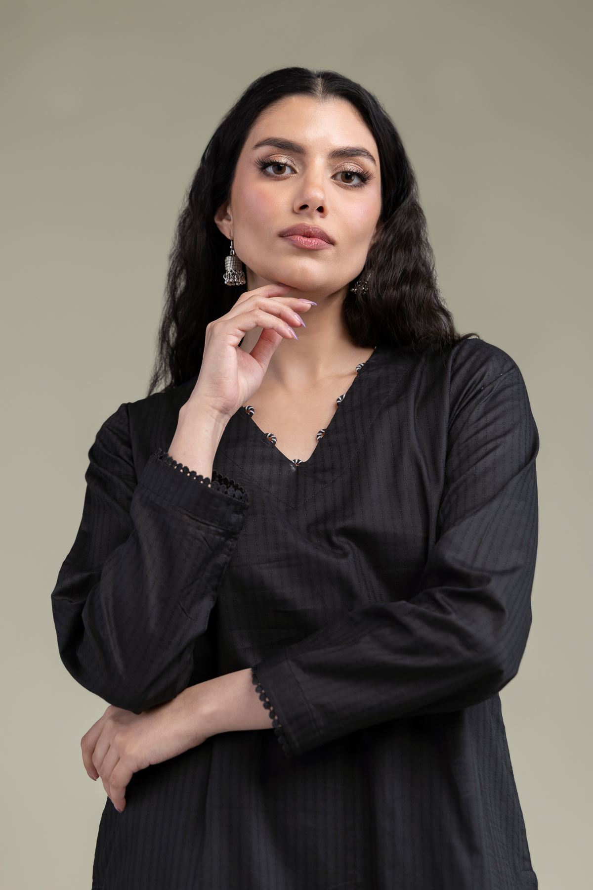 Embroidered Cotton Dobby Short Black Kurta - 2-26-204-A-F1-VG
