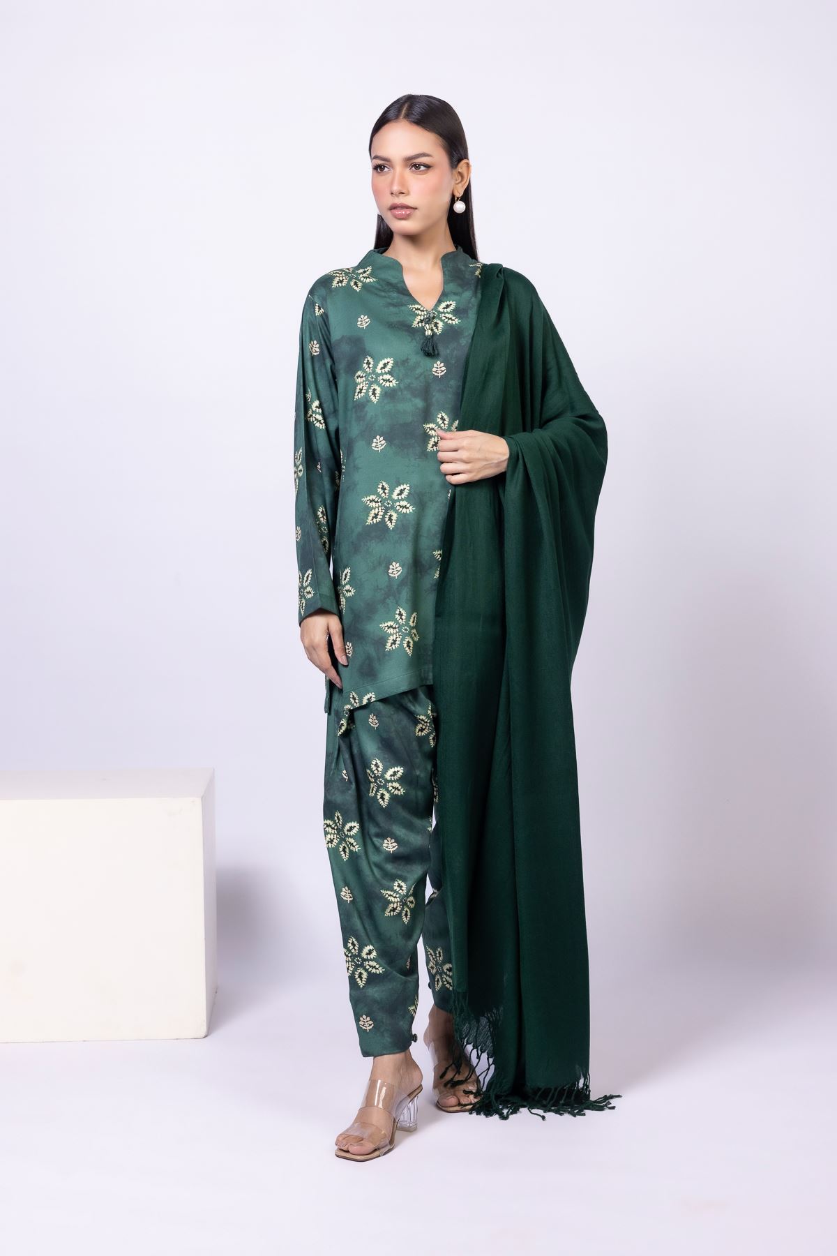 Printed Marina Shalwar - 25-10-11E16-06TA-VG