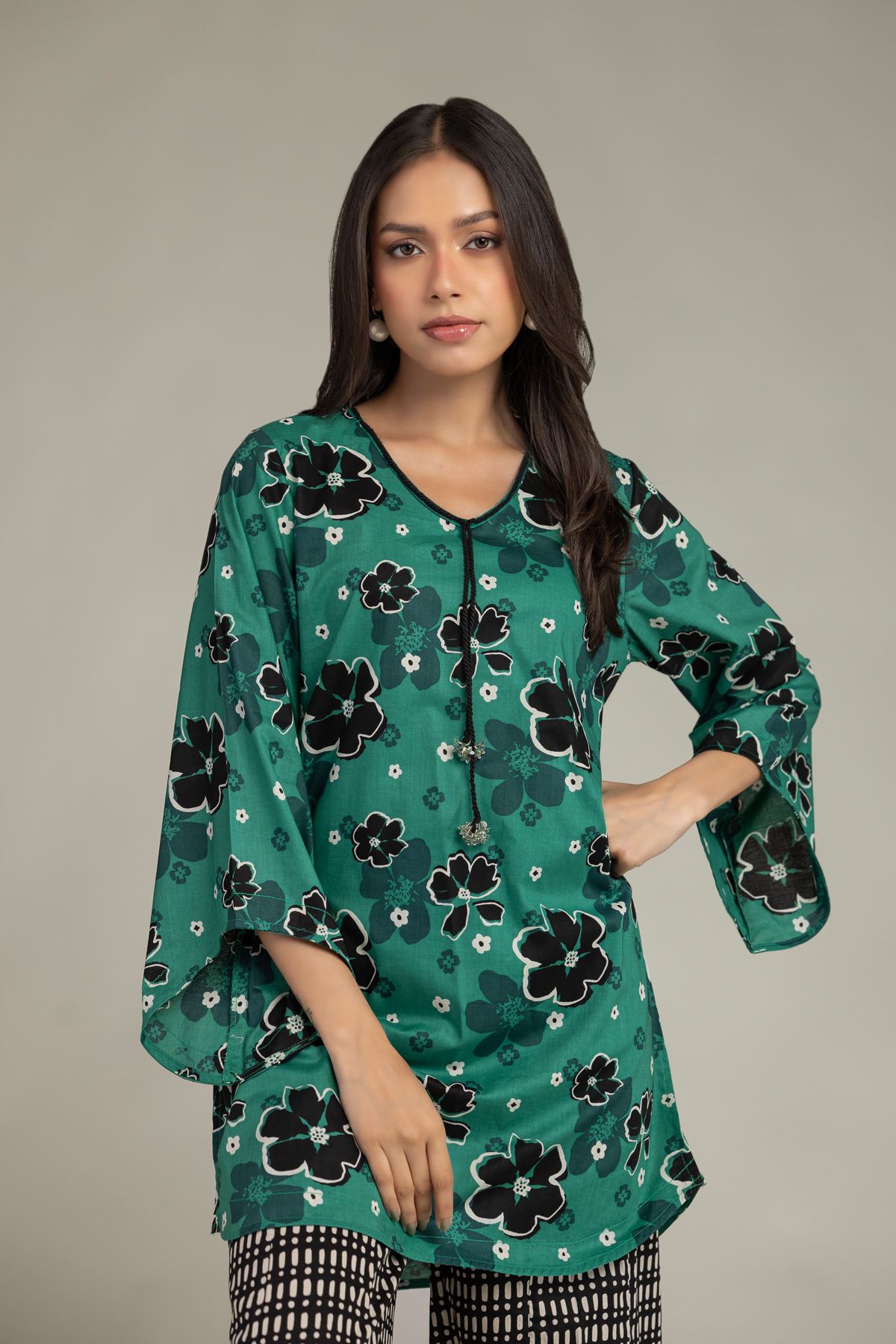 Printed Cambric Floral Green Kurta - 2-26-201-A-C-VG