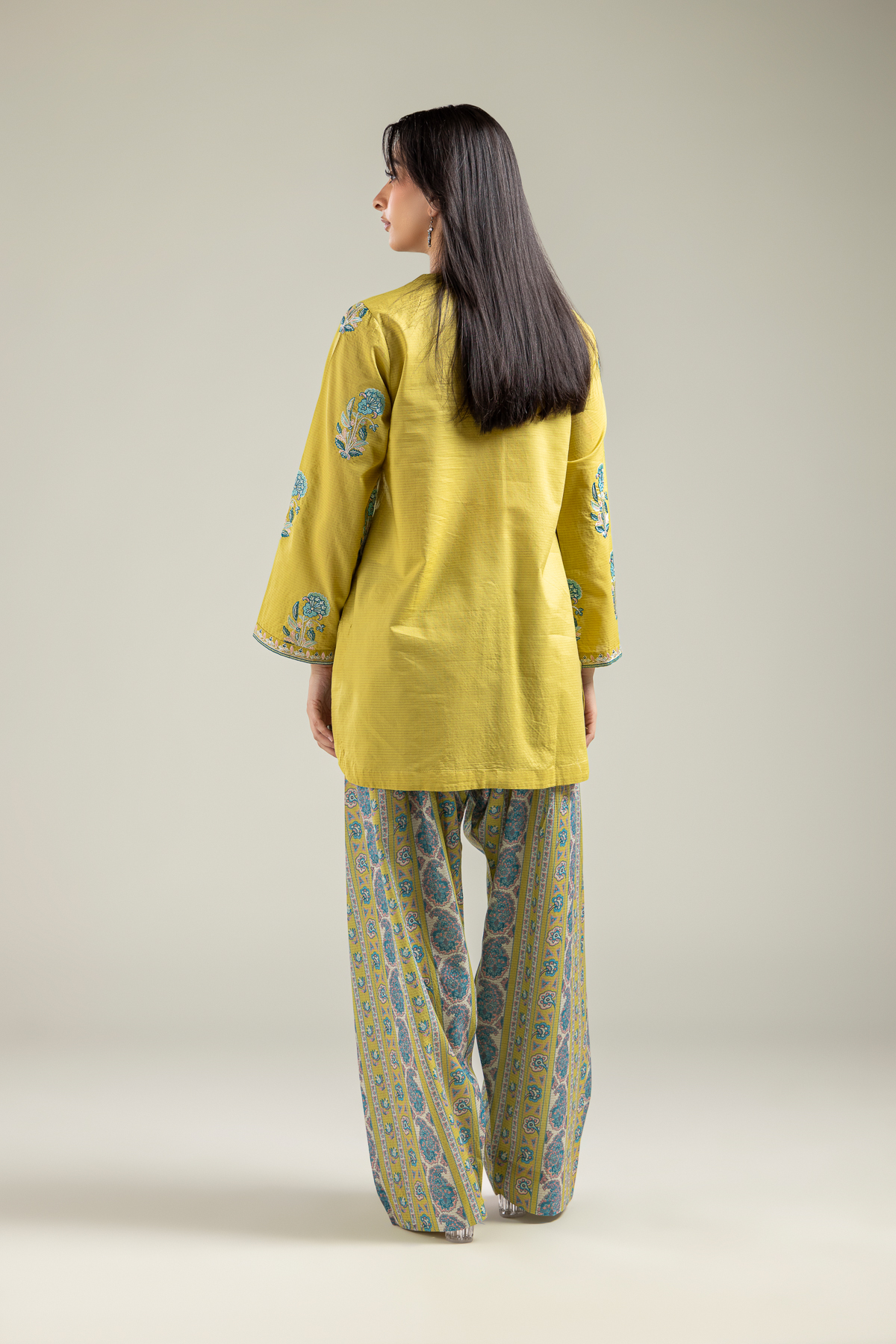 Embroidered Mesuri Short Floral Kurta - T-A22-26-122FI1-VG