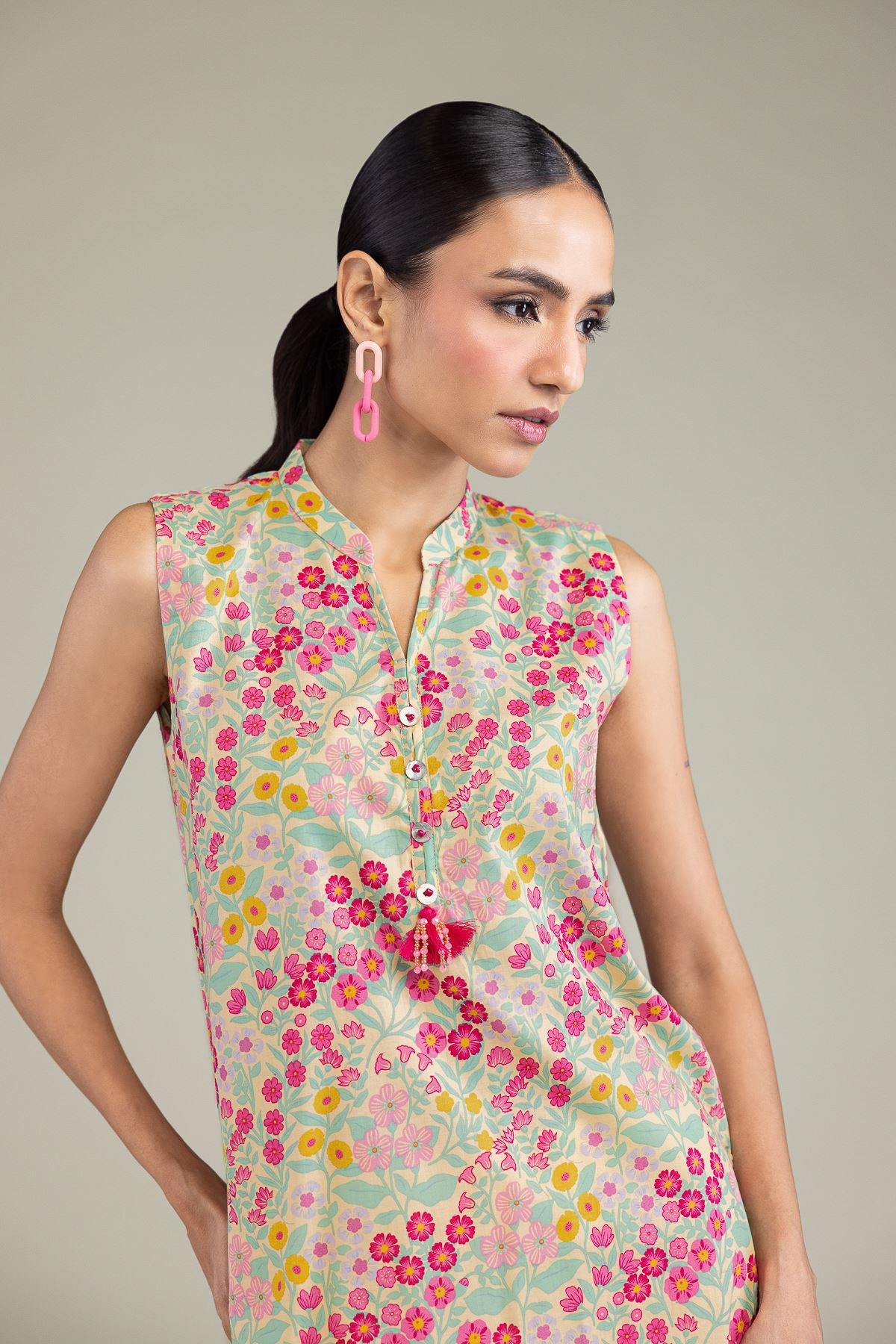 Printed Cambric Long Sleeveless Kurta - T-A11-26-113FA1-VG