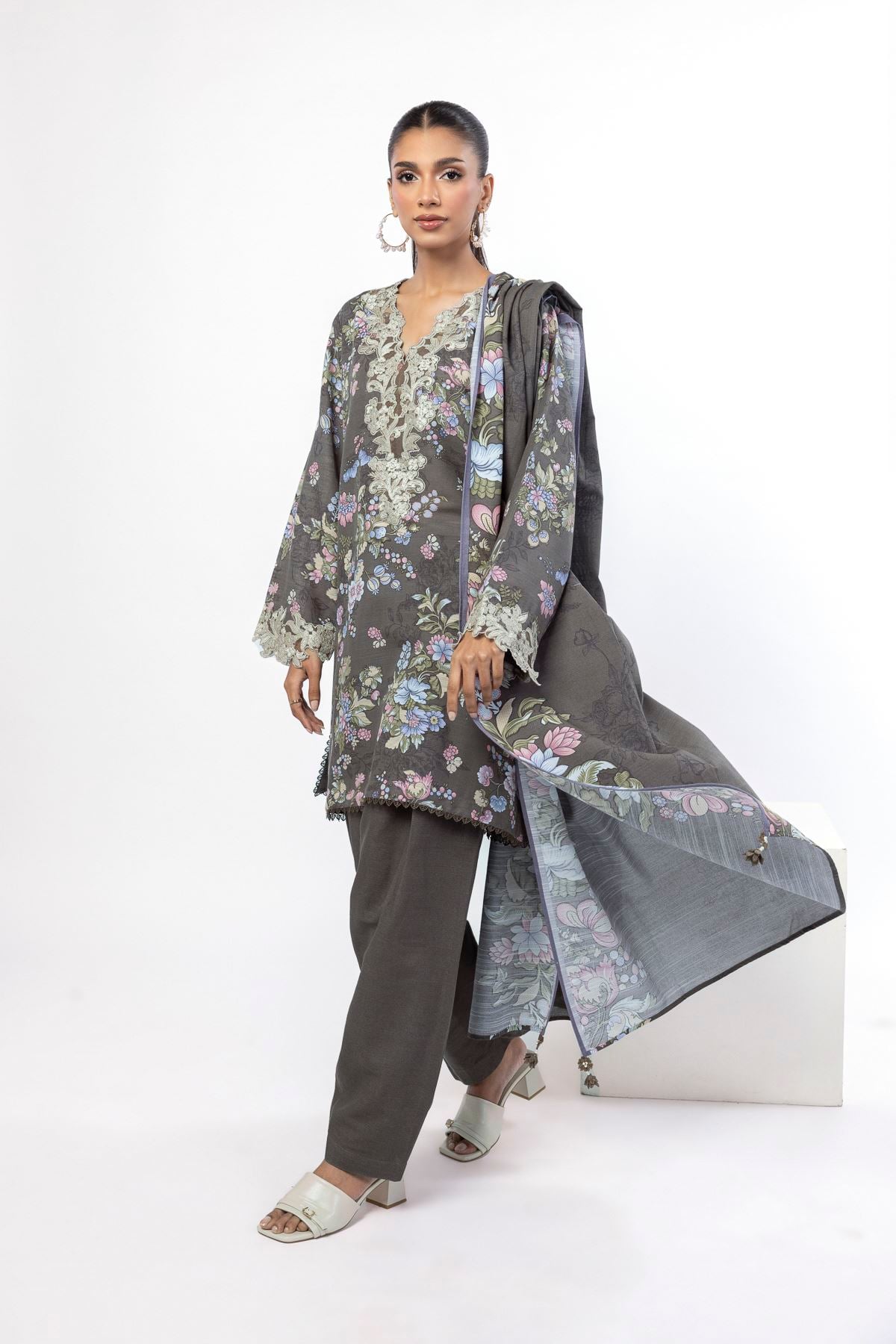 Embroidered Slub Cotton Tailored 3 Piece - CV06BST-VG