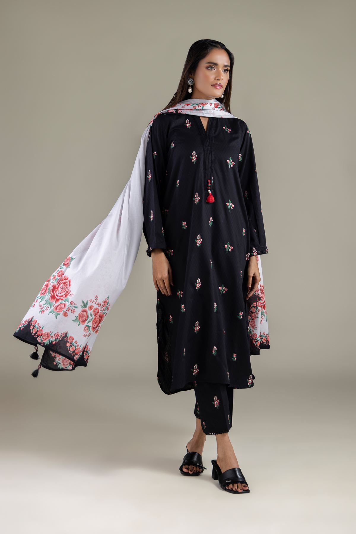 Embroidered Lawn Floral Tassel Dupatta - 1-26-108-A-F-VG