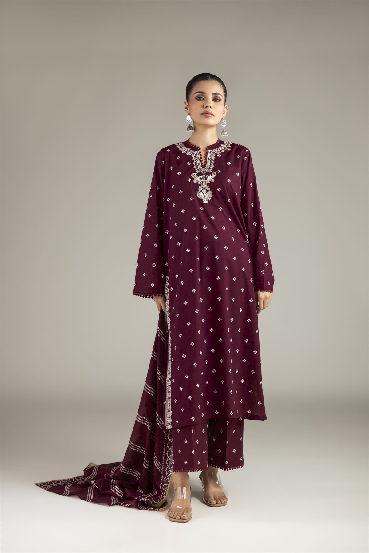 Embroidered Lawn Tailored 3-Piece Lawn - T-A11-26-108FE2-VG