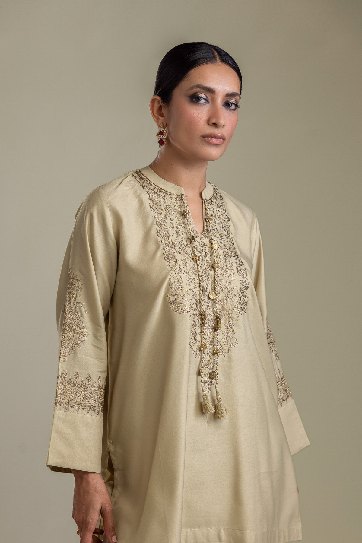 Embroidered Raw Silk Short Embroidered Kurta - 2-26-403-A-H1-VG