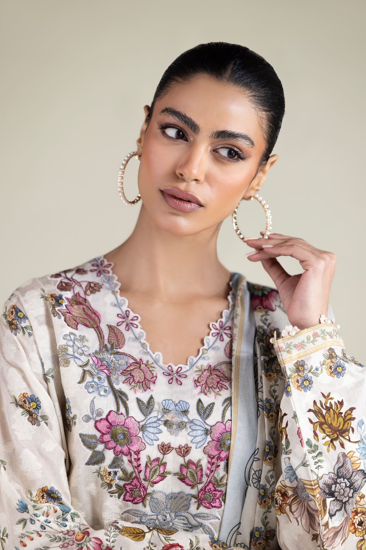 Embroidered Broshia Fabrics 3 Piece - A22-26-214FH1-VG