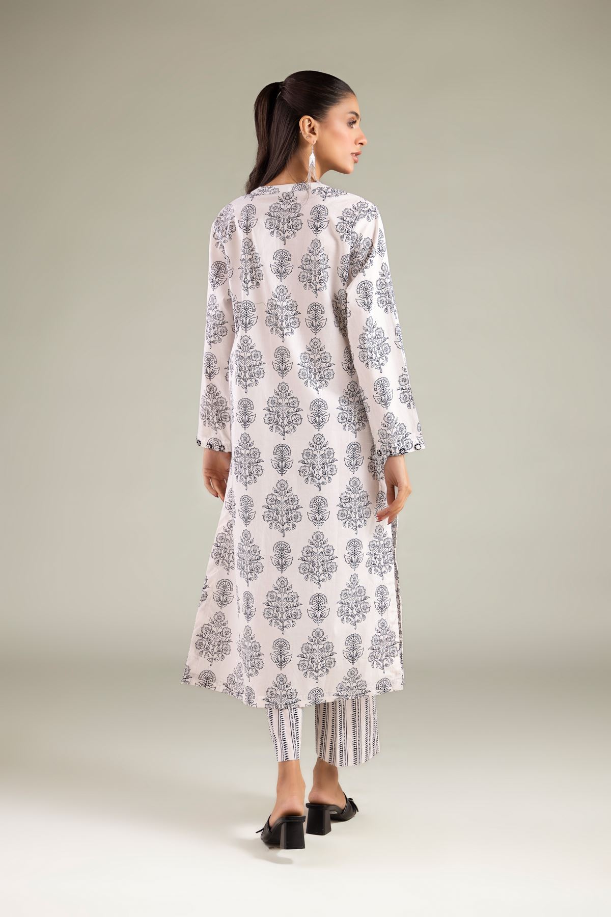 Printed Cambric Floral V-Neck Kurta - 1-26-129-A-D-VG