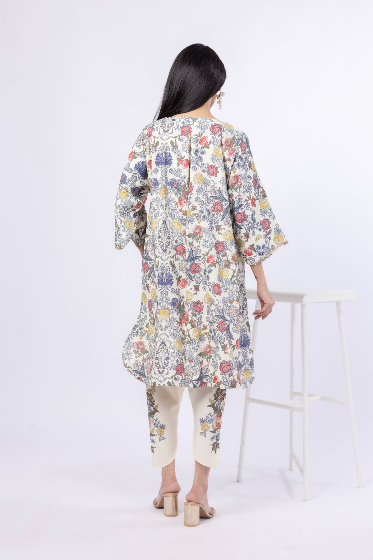 Embroidered Russian Raw Silk Kurta - 25-08K3-08TA-VG