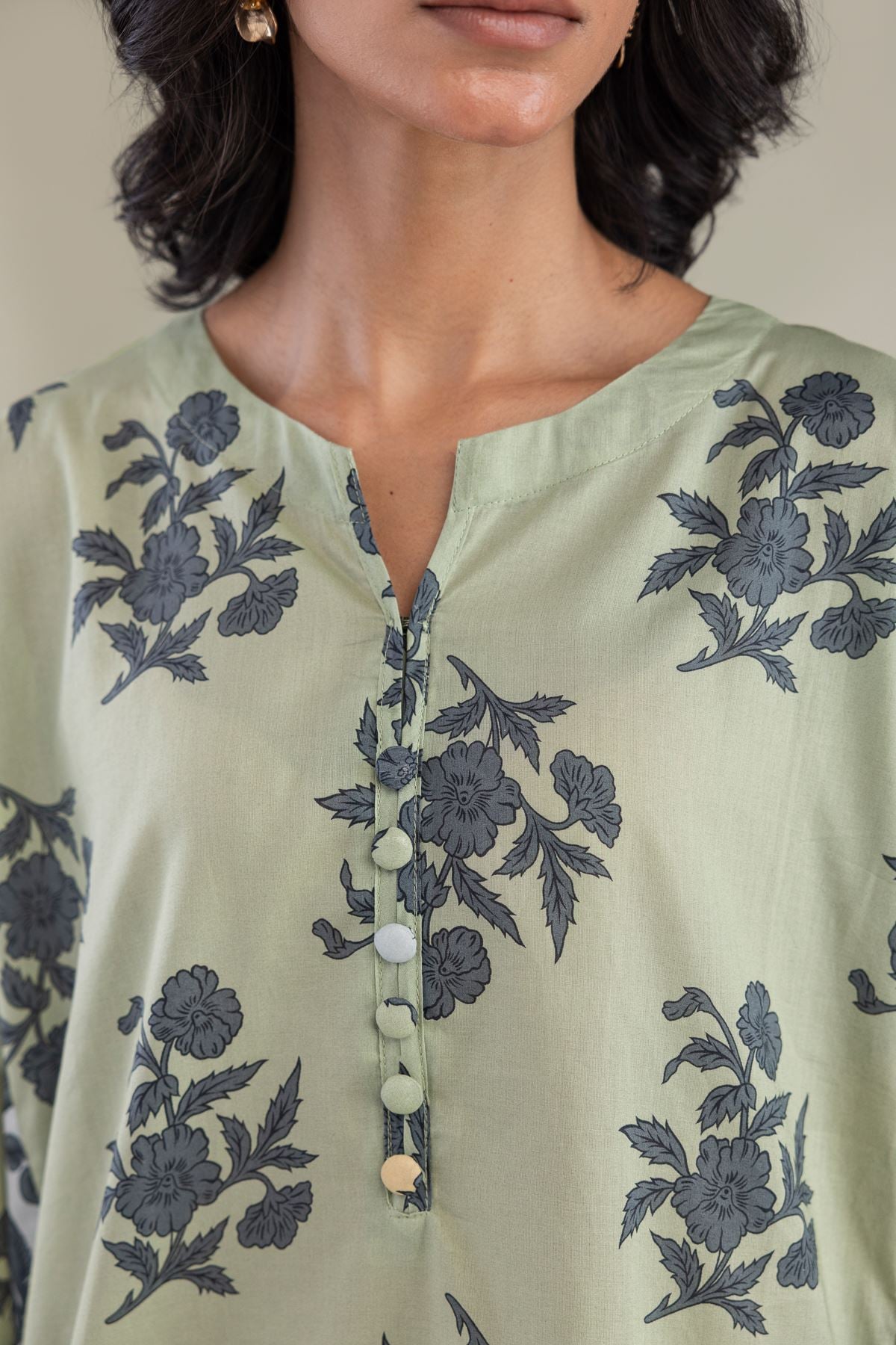 Embroidered Cambric Floral Short Kurta - 8-26-303-A-C1-VG