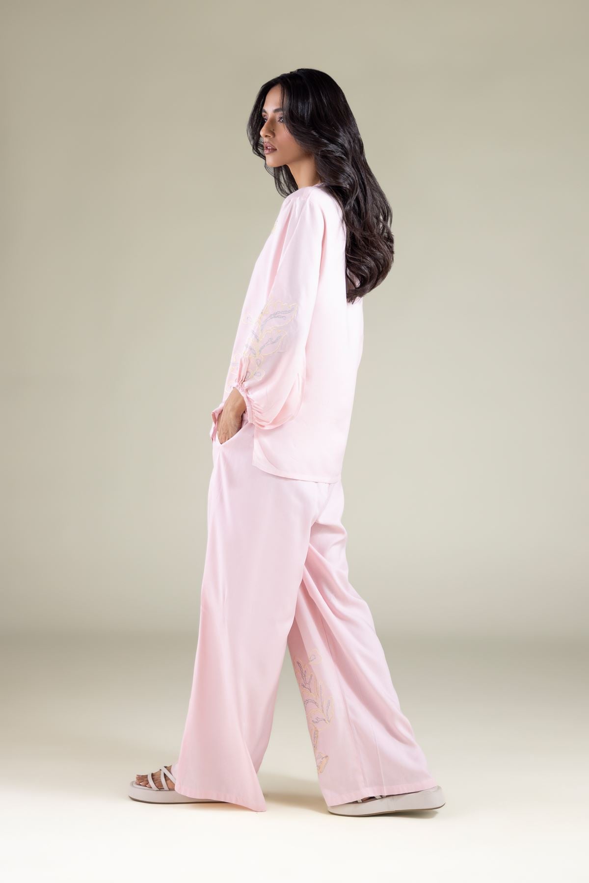 Embroidered Viscose Trousers - 2-26-104-A-G-VG