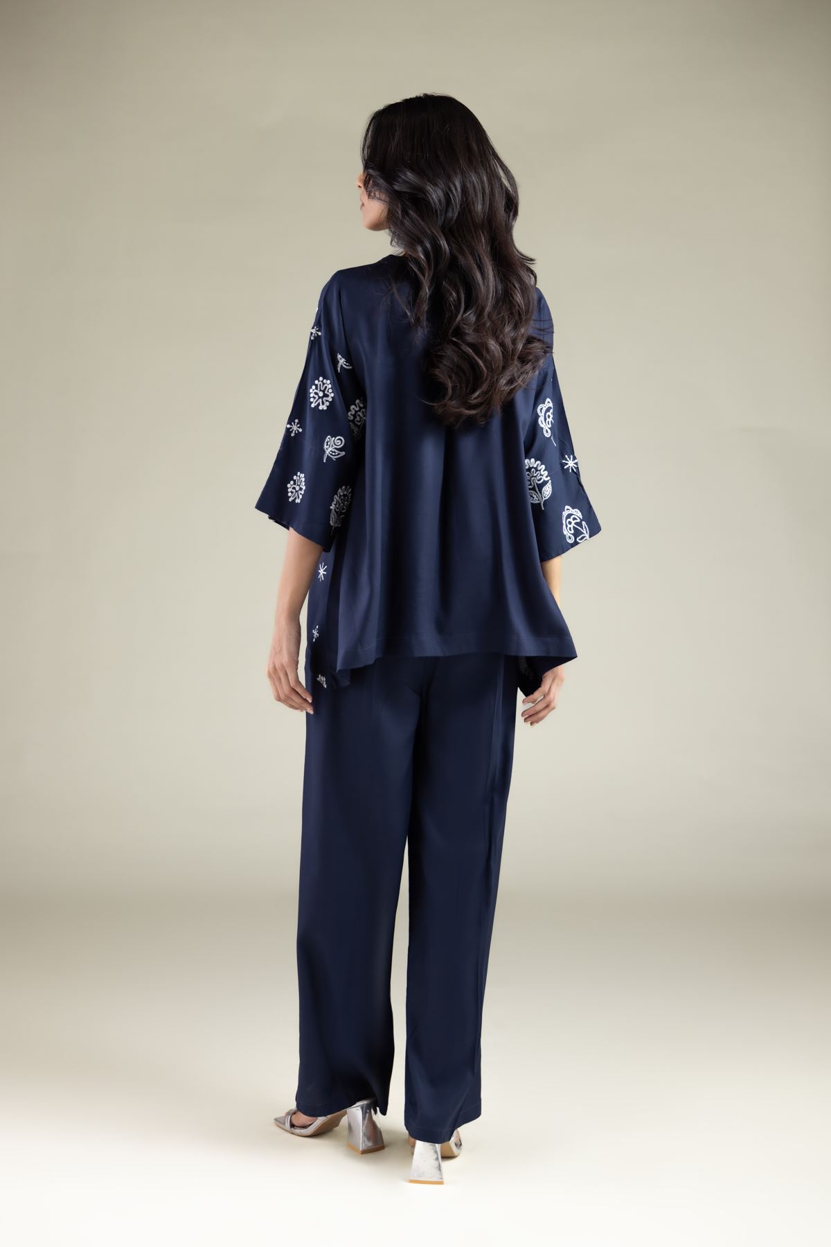 Embroidered Viscose Tunic - 6-26-105-A-A-VG