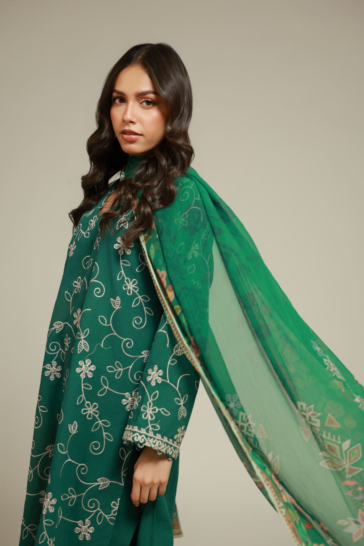 Embroidered Cambric Tailored Cambric Set - 2-26-107-A-F-VG