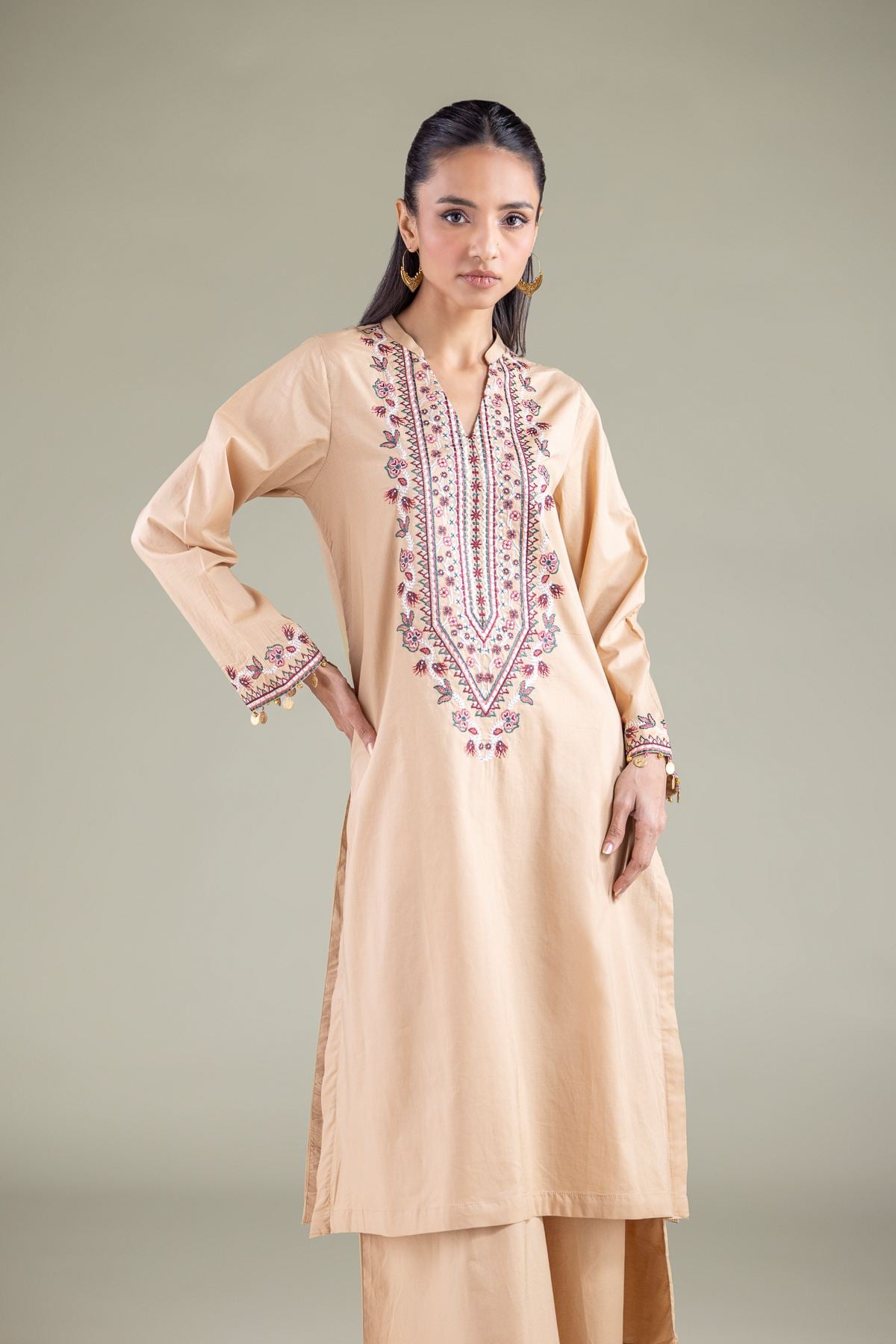 Embroidered Cambric Long V-Neck Kurta - 1-26-117-A-D-VG