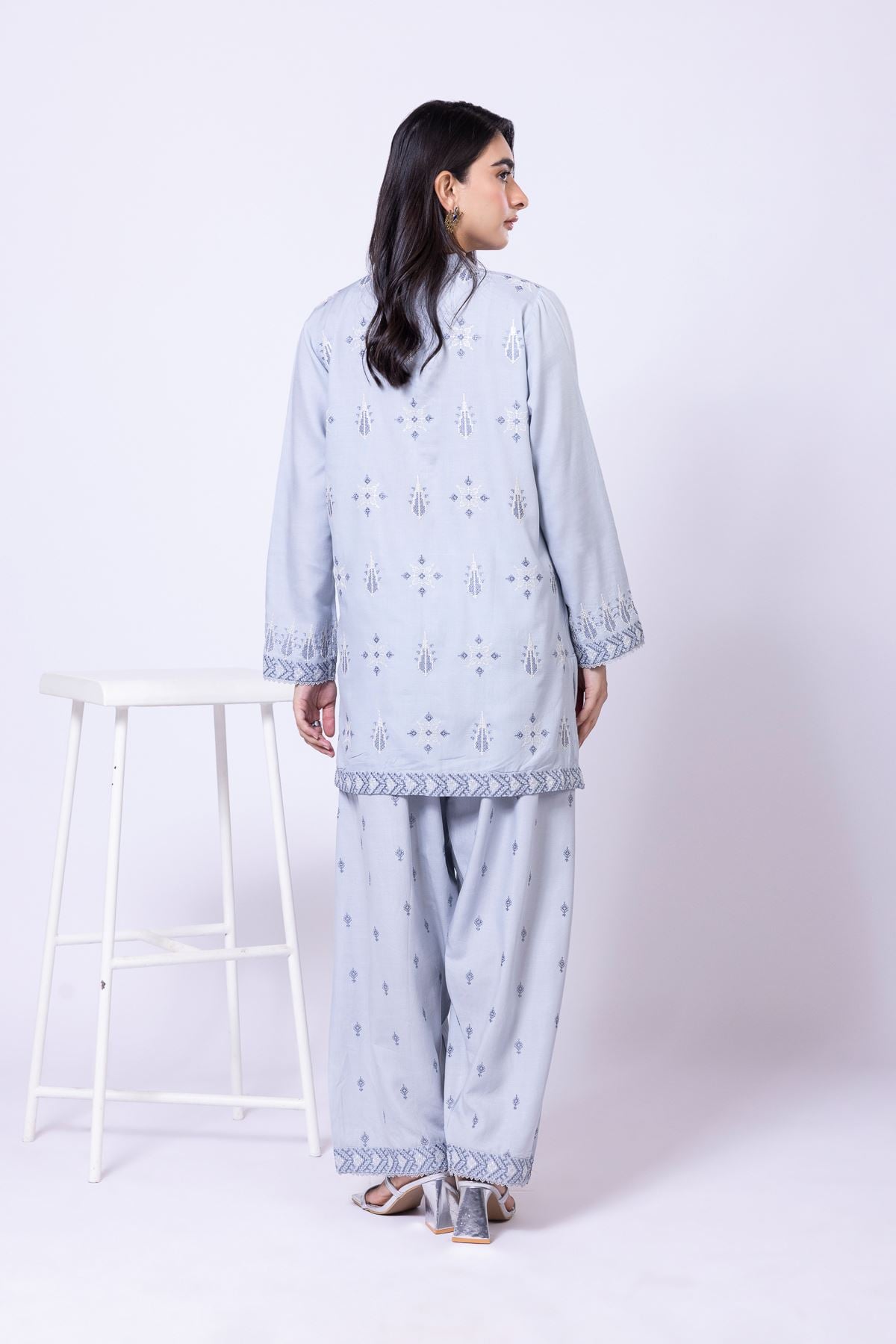Embroidered Dull Raw Silk Kurta - 25-09-11E14-08TA-VG