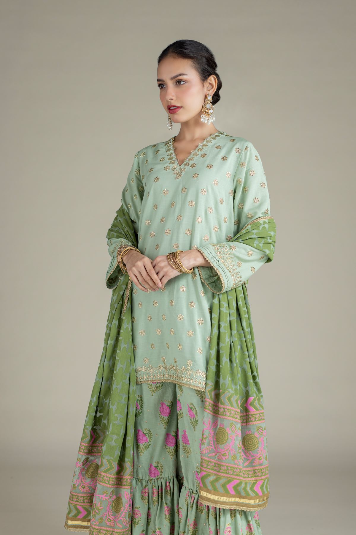 Embroidered Raw Silk Kurta - 25-09-11E3-07TA-VG