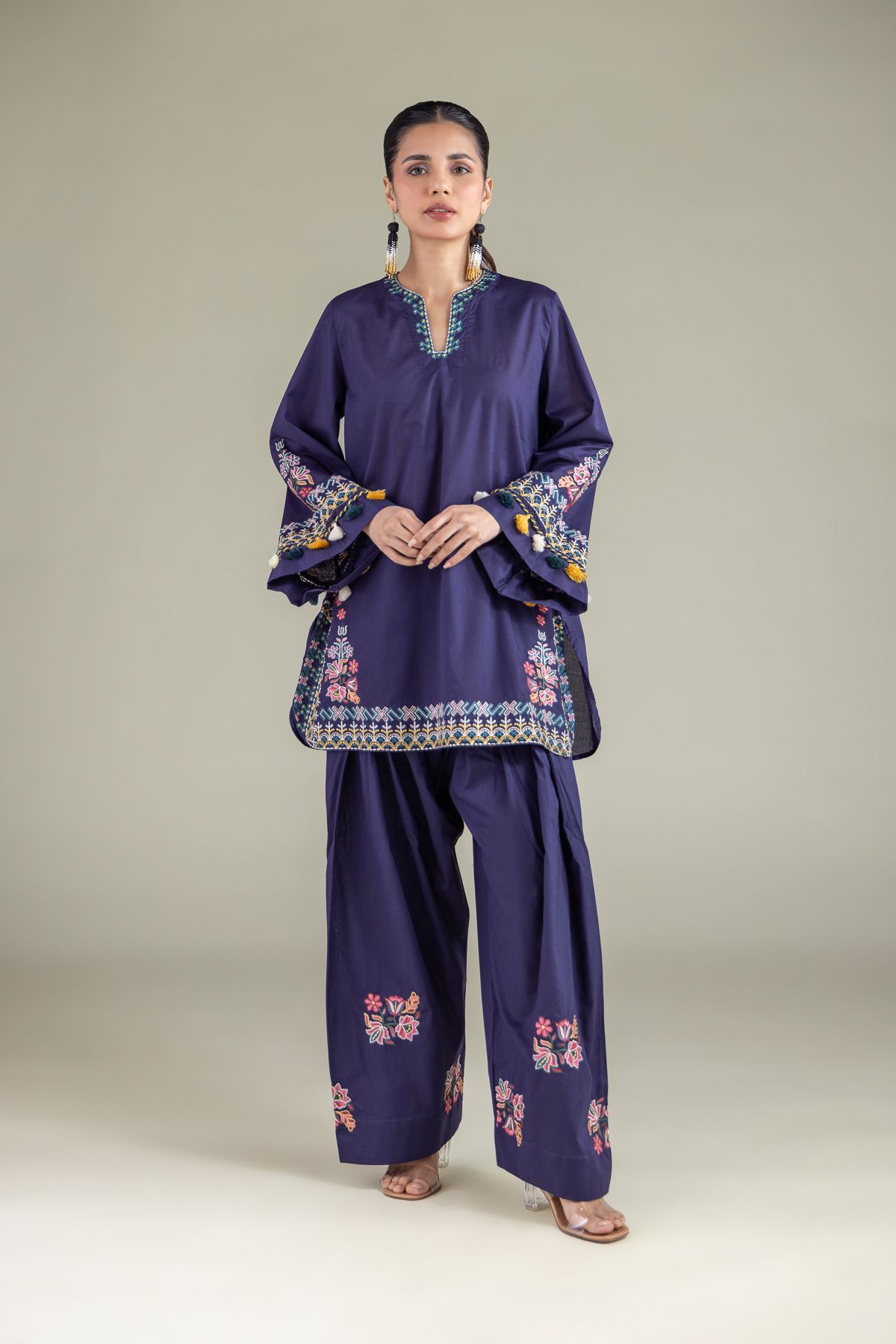 Embroidered Cambric Floral Embroidered Kurta - 1-26-143-A-F-VG