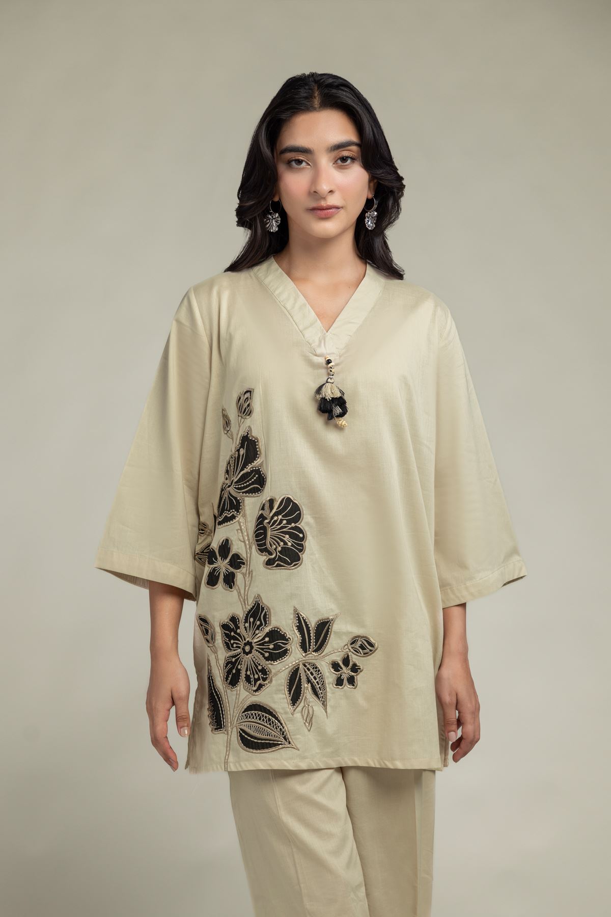 Cambric Floral Beige Kurta - T-A33-26-205FG2-VG
