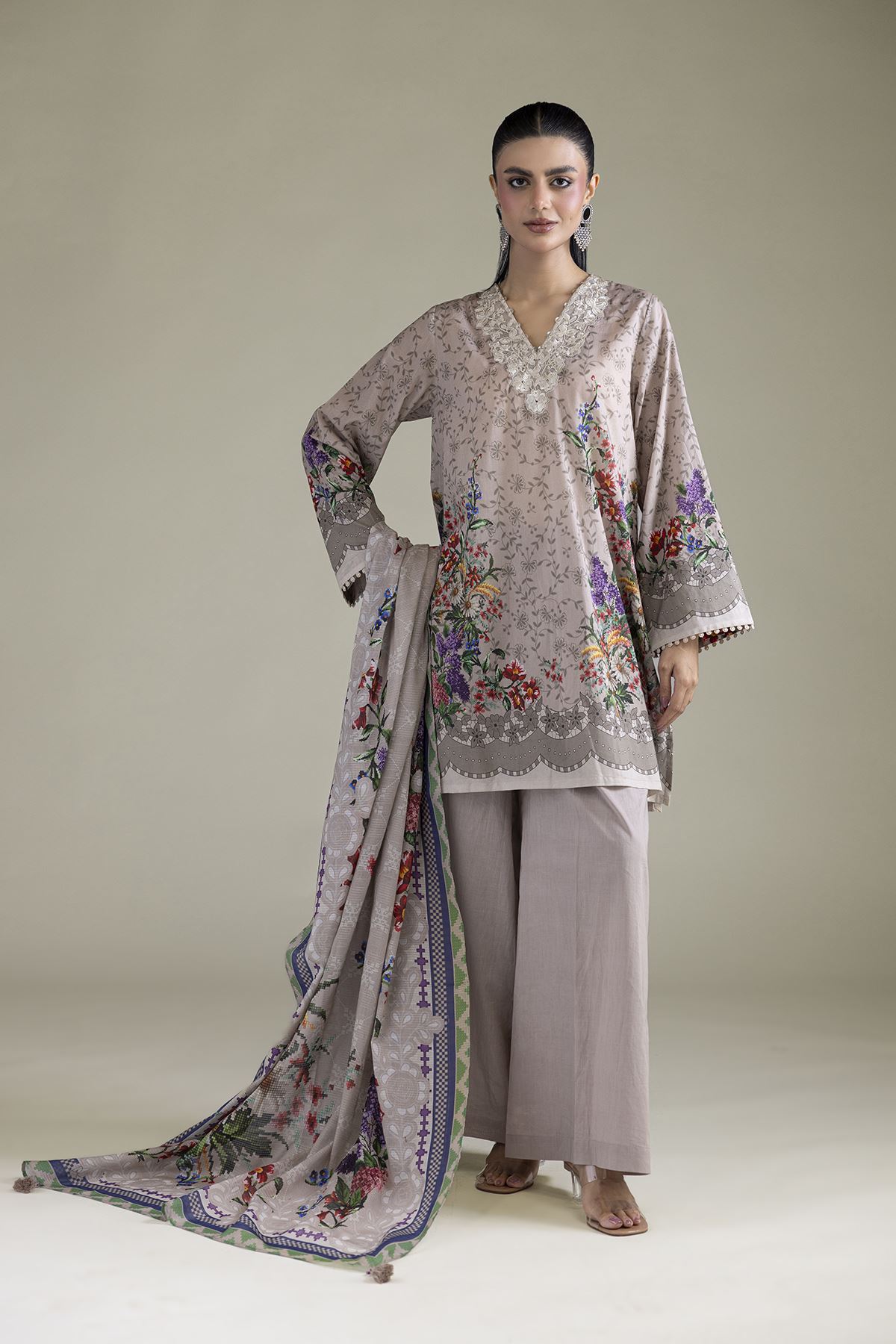 Embroidered Lawn Fabrics 3 Piece - 1-26-102-A-F-VG