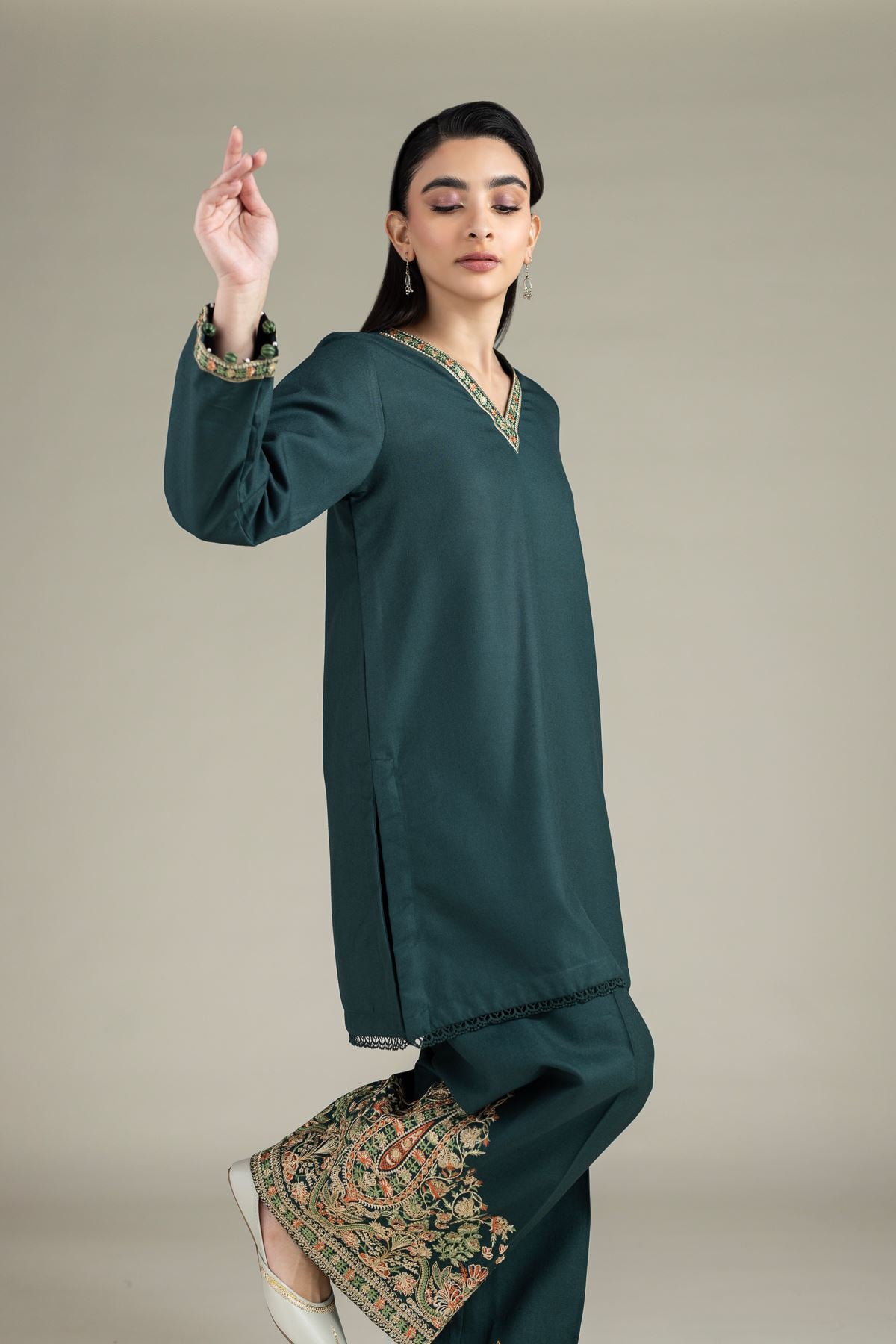 Embroidered Heavy Blended Viscose Kurta - 25-10-10S4-02TB-VG