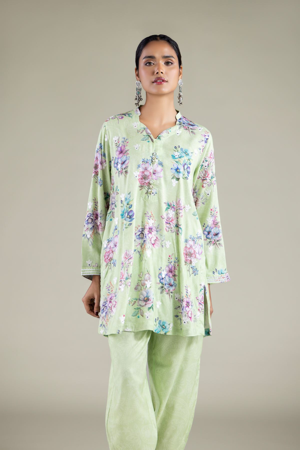 Embroidered Viscose Floral Scalloped Kurta - 1-26-108-A-F-VG