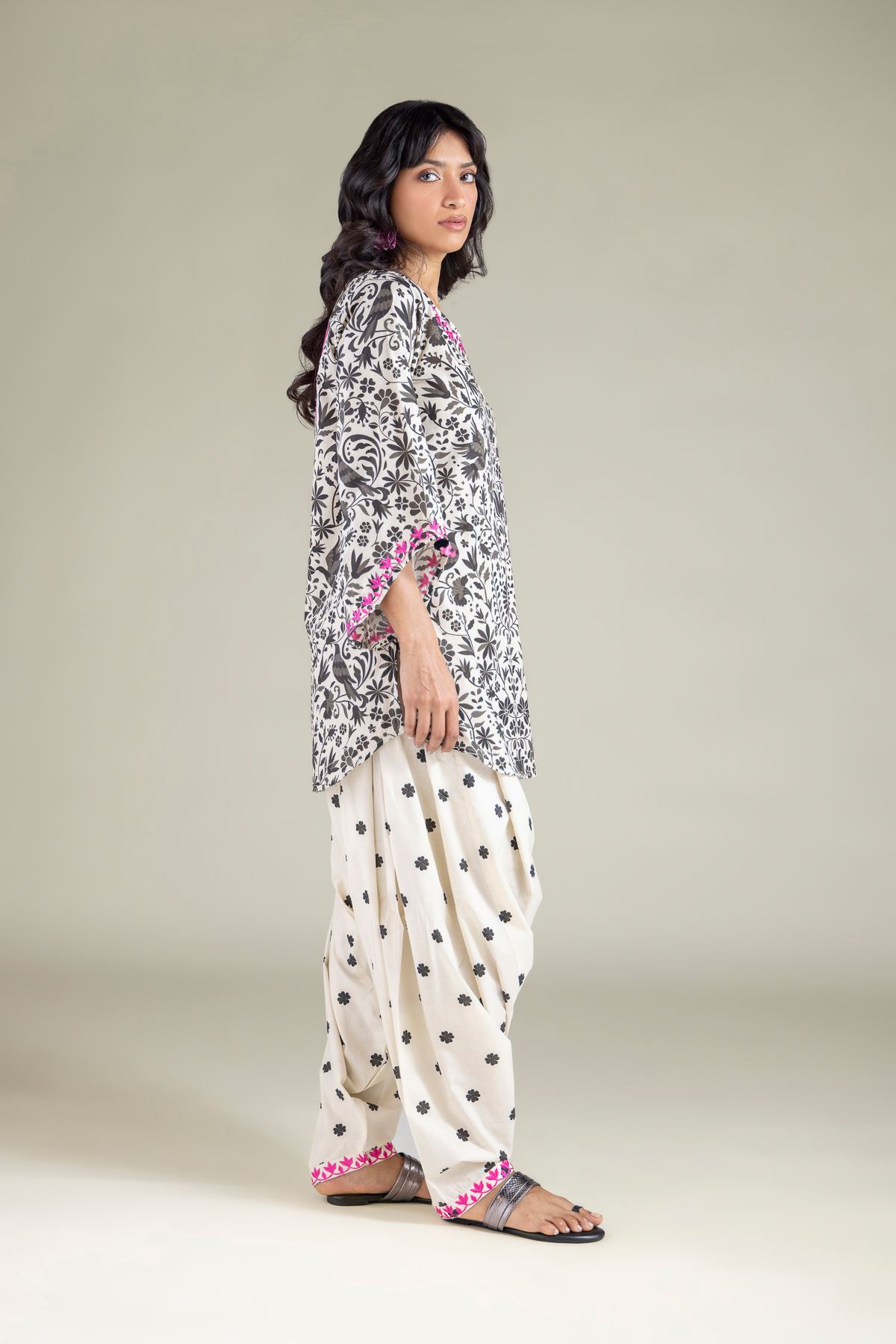 Embroidered Cotton Dobby Kurta - T-A22-26-108FG-VG