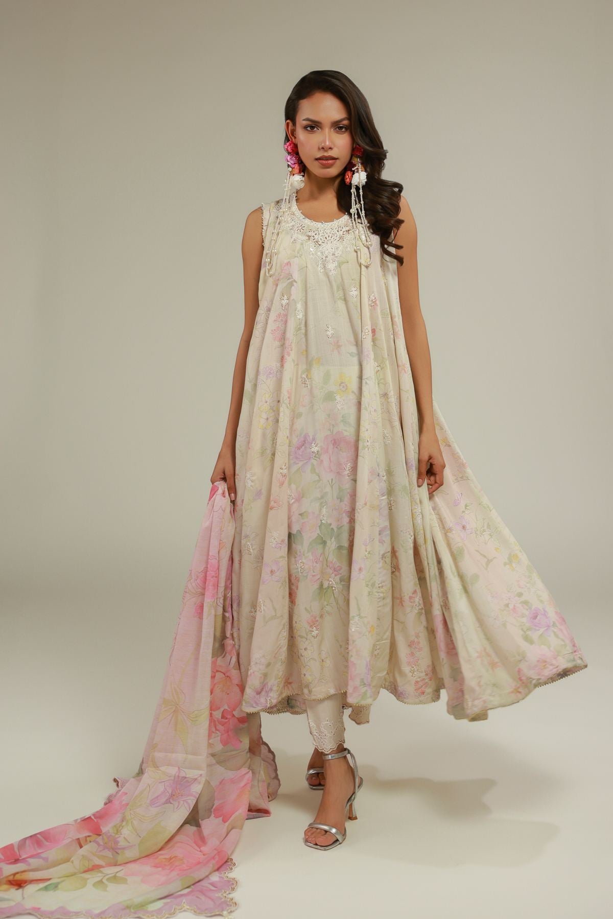 Embroidered Raw Silk Sleeveless 3-piece Set - 1-26-127-A-D-VG
