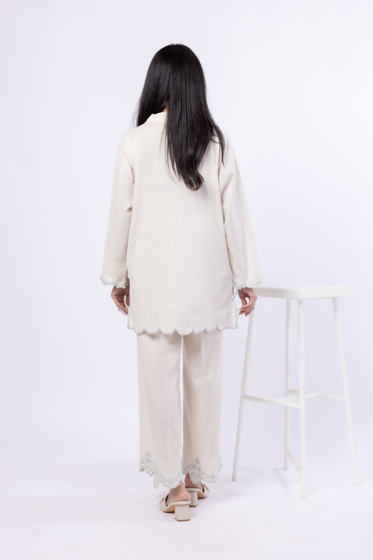 Embroidered Linen Cotton Kurta - 25-09-11E14-08TA-VG
