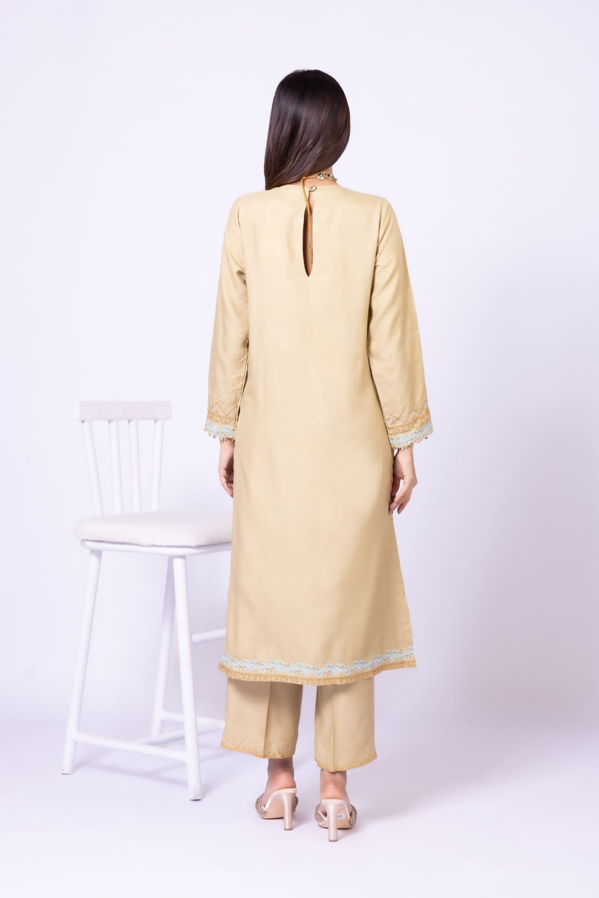 Embroidered Raw Silk Kurta - 25-07-7E9-09TA-VG
