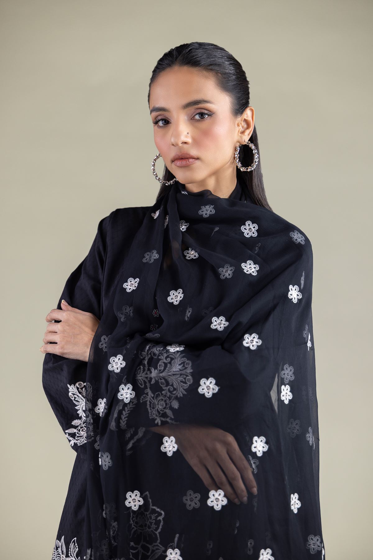 Embroidered Chiffon Floral Threadwork Dupatta - 1-26-146-A-E-VG