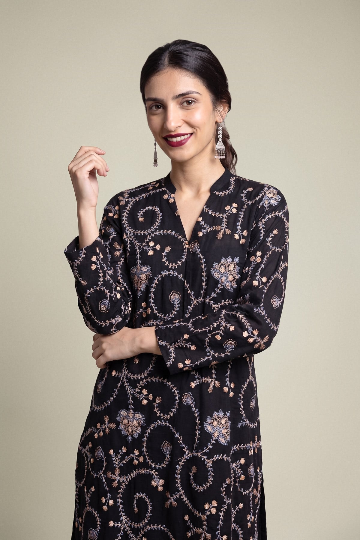Embroidered Raw Silk Floral Black Kurta - A22-26-214FH1-VG