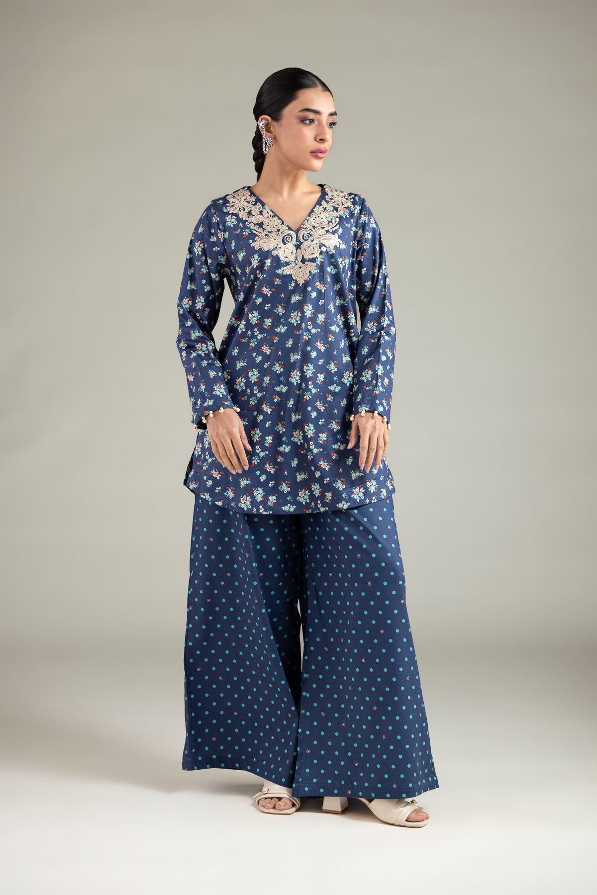 Embroidered Cotton Viscose Kurta - 1-26-113-A-B-VG