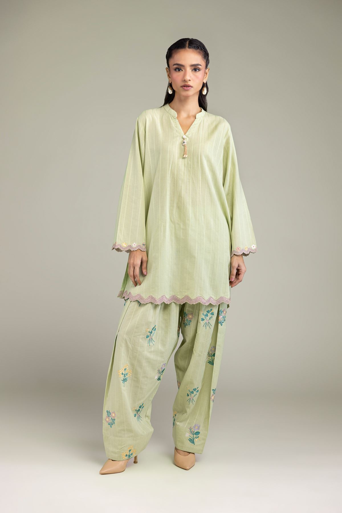 Embroidered Textured Cotton Cotton Band-Collar Kurta - 26-01-2E1-08TA-VG