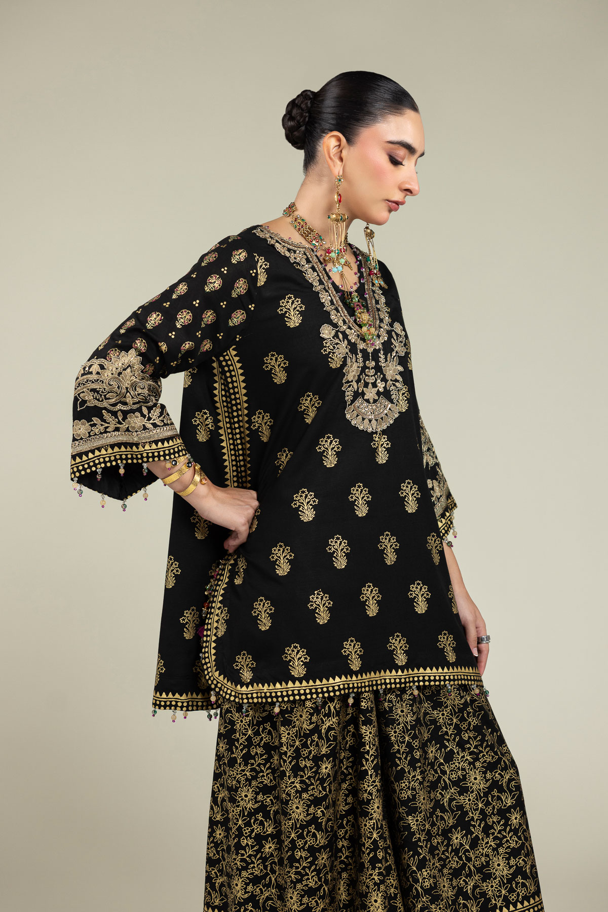 Embroidered Raw Silk 2-Piece Set - 8-26-303-A-C1-VG