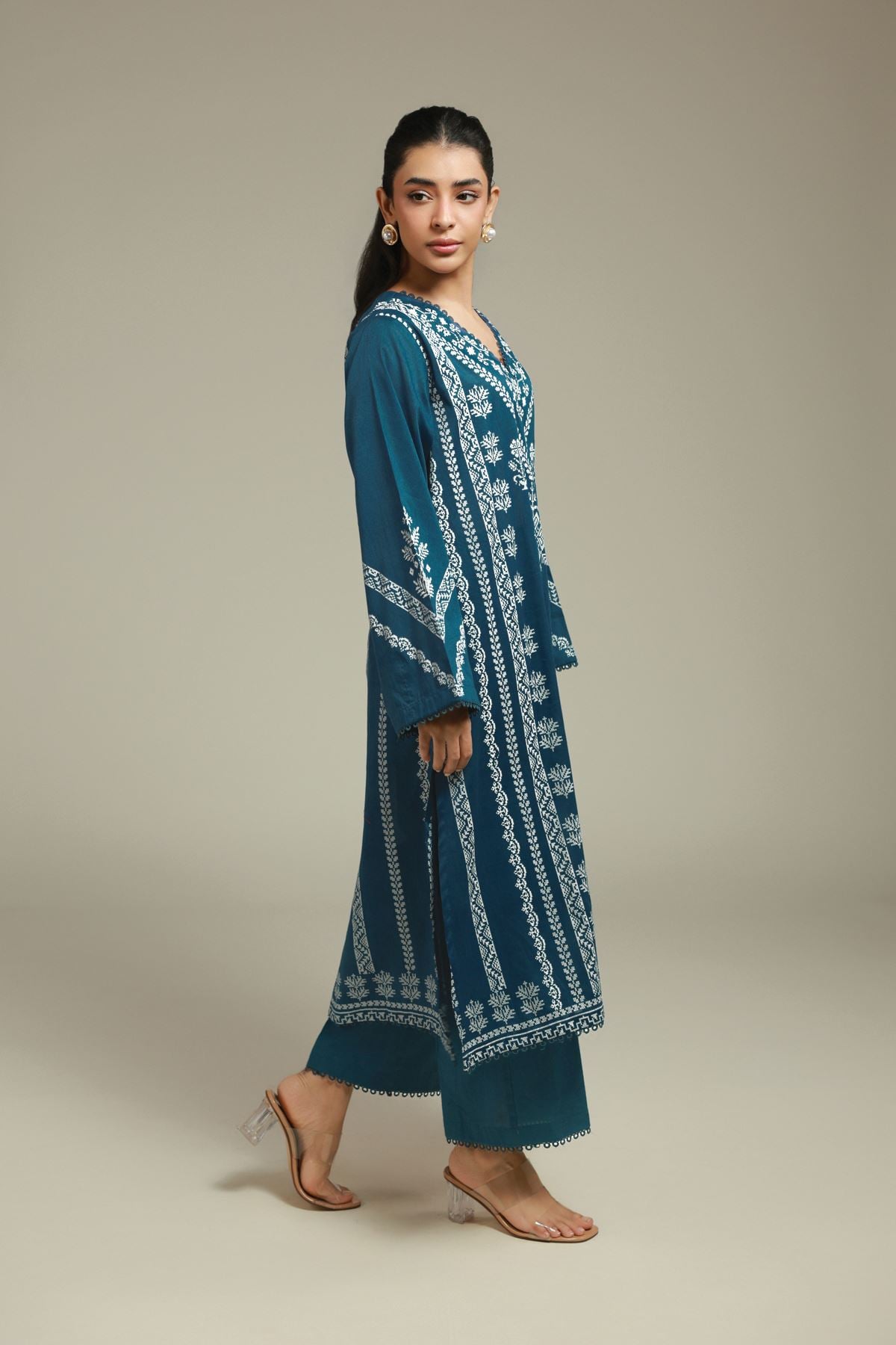 Printed Lawn Lawn Tailored Set - 26-02-1E13-02TA-VG
