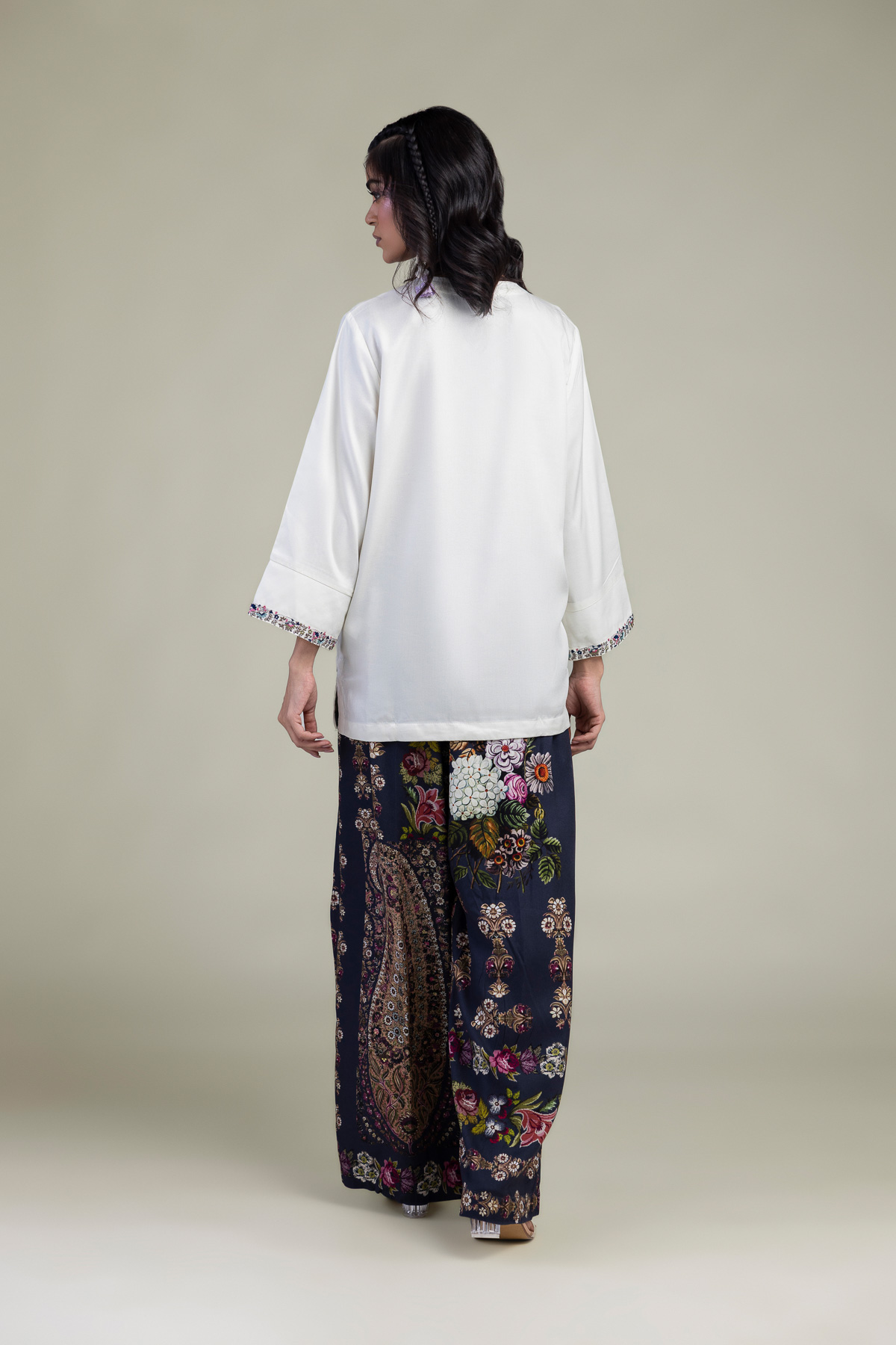 Embroidered Viscose Crepe Solid Viscose Tunic - 6-26-207-B-E1-VG
