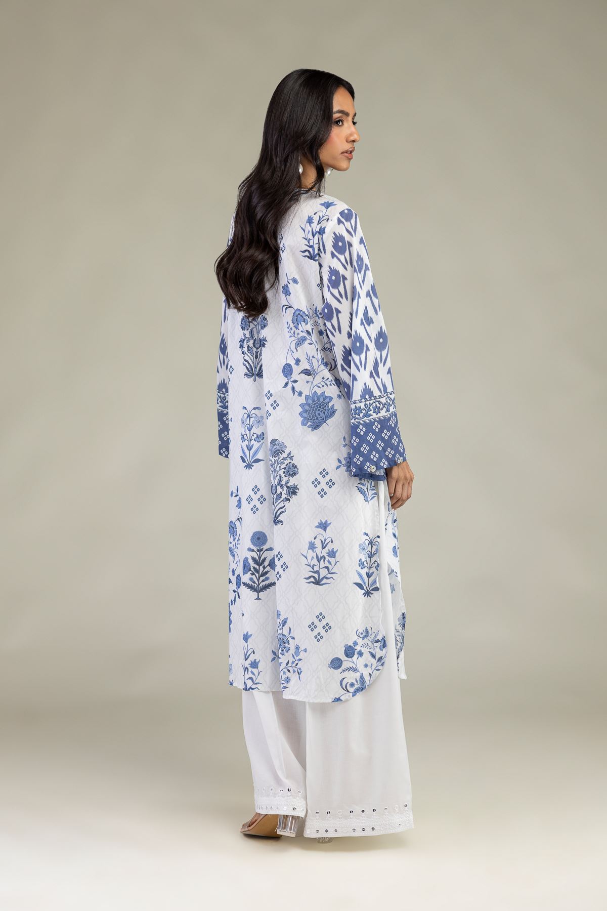 Embroidered Lawn Tailored 2-Piece Lawn - 1-26-102-A-F-VG