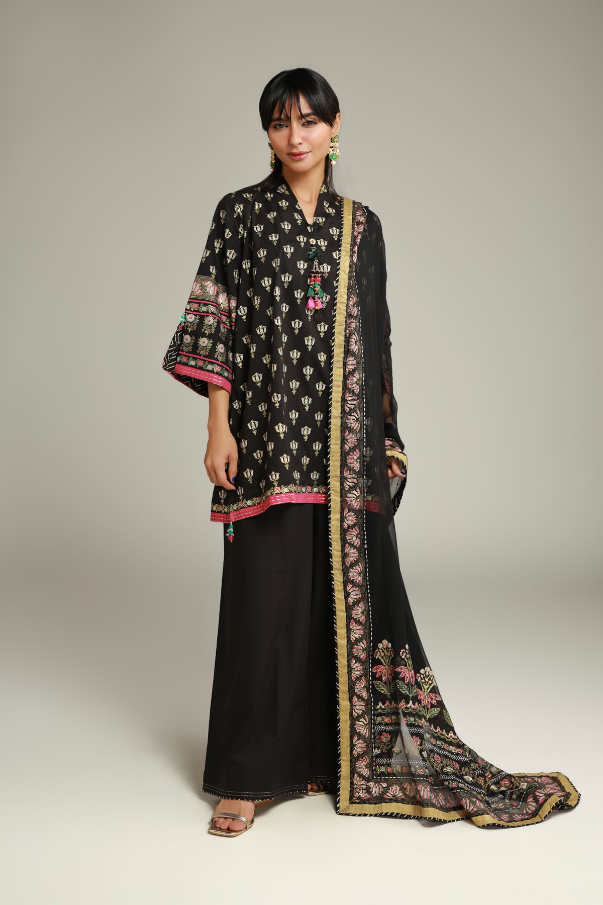 Printed Cambric Black 3-Piece Set - 5-26-104-F-E-VG