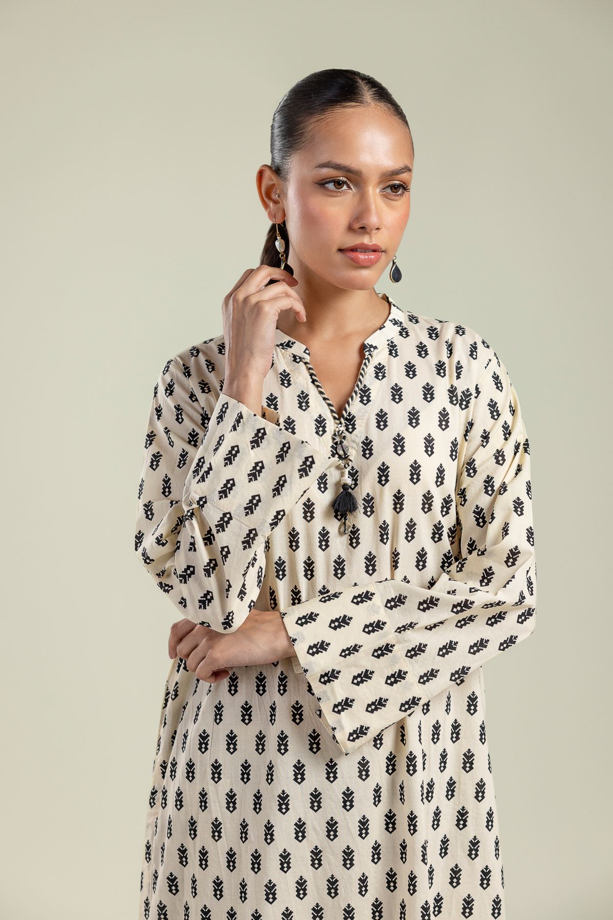 Printed Cambric Cambric V-Neck Kurta - 26-01-2E1-01TA-VG