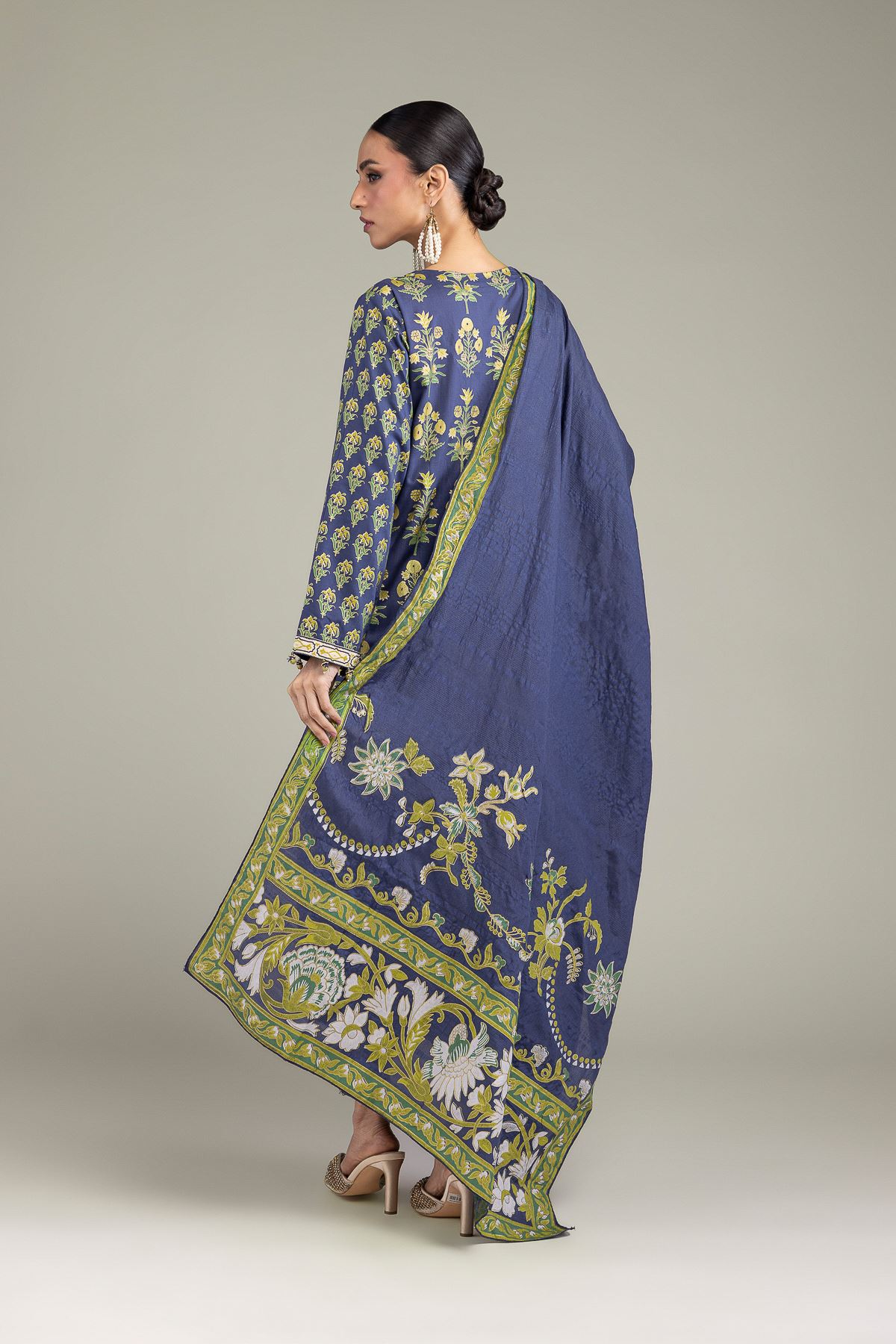 Embroidered Raw Silk Silk 3-Piece Set - 1-26-131-A-B-VG