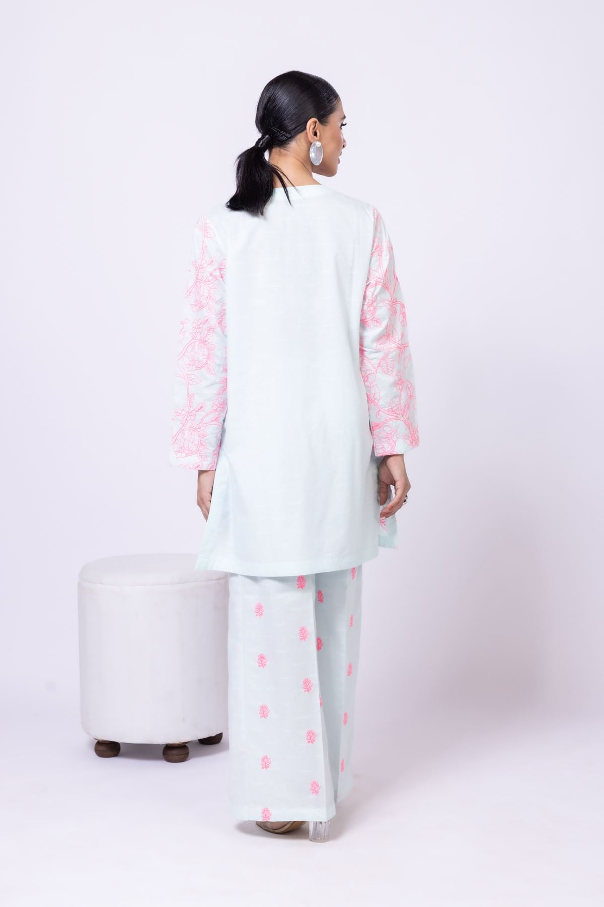 Embroidered Broshia Kurta - 25-04E48-07TA-VG