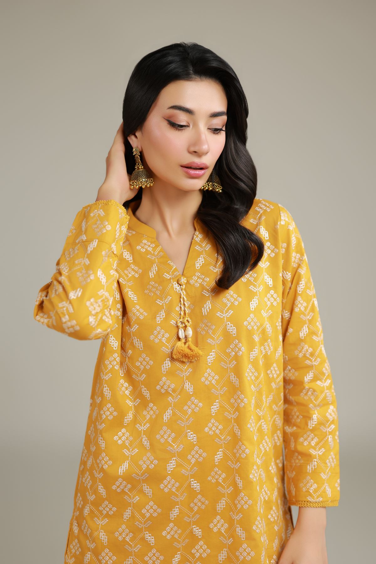 Embroidered Cambric Cambric V-Neck Kurta - 25-09-10E2-07TB-VG