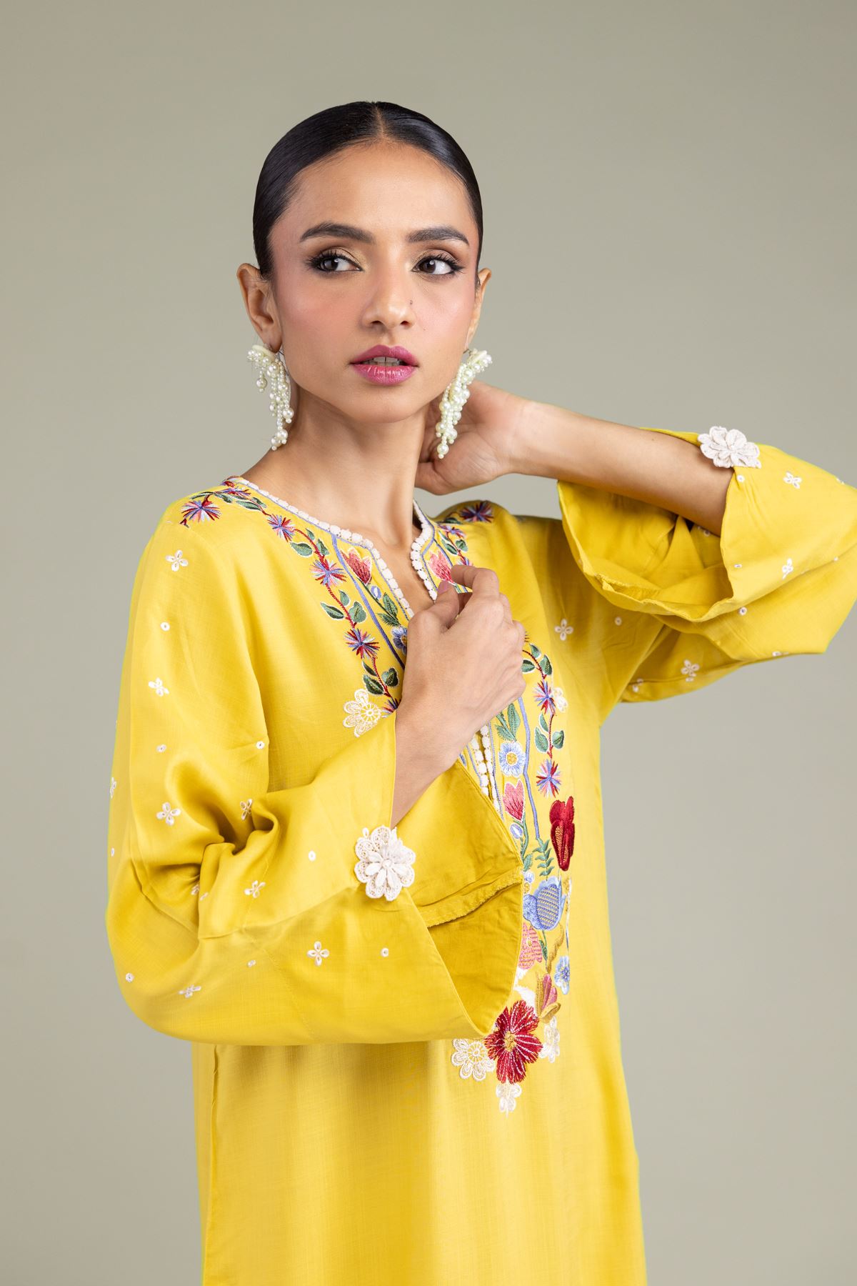 Embroidered Raw Silk Floral Silk Kurta - 1-26-206-A-H1-VG