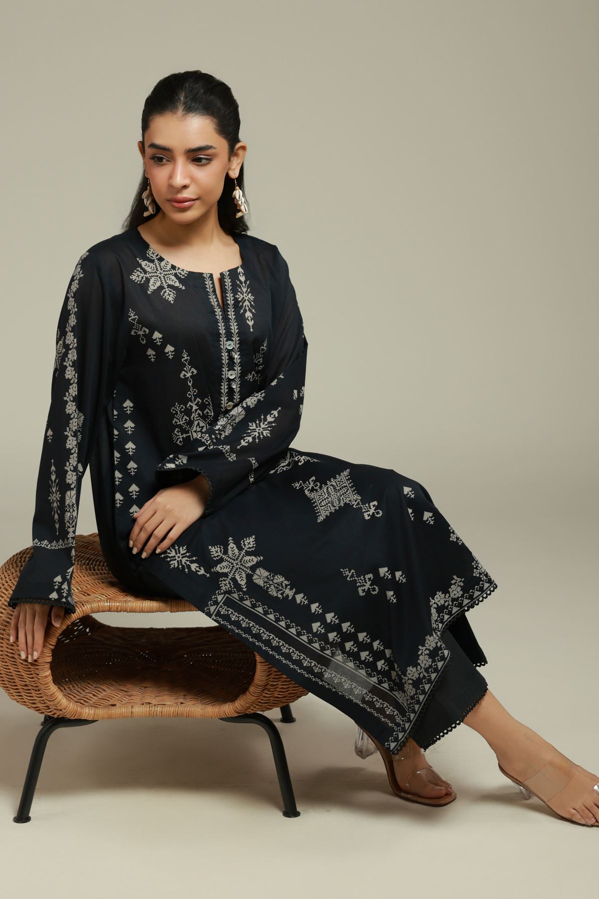 Printed Lawn Lawn Tailored Set - A22-26-218FJ1-VG