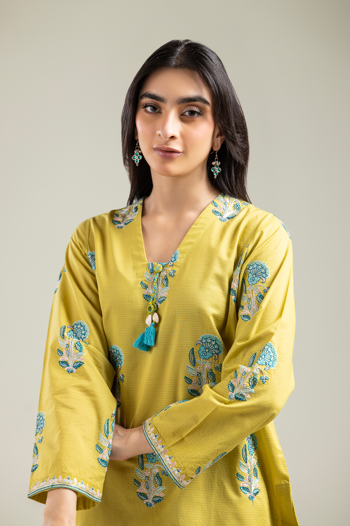 Embroidered Mesuri Short Floral Kurta - T-A22-26-122FI1-VG