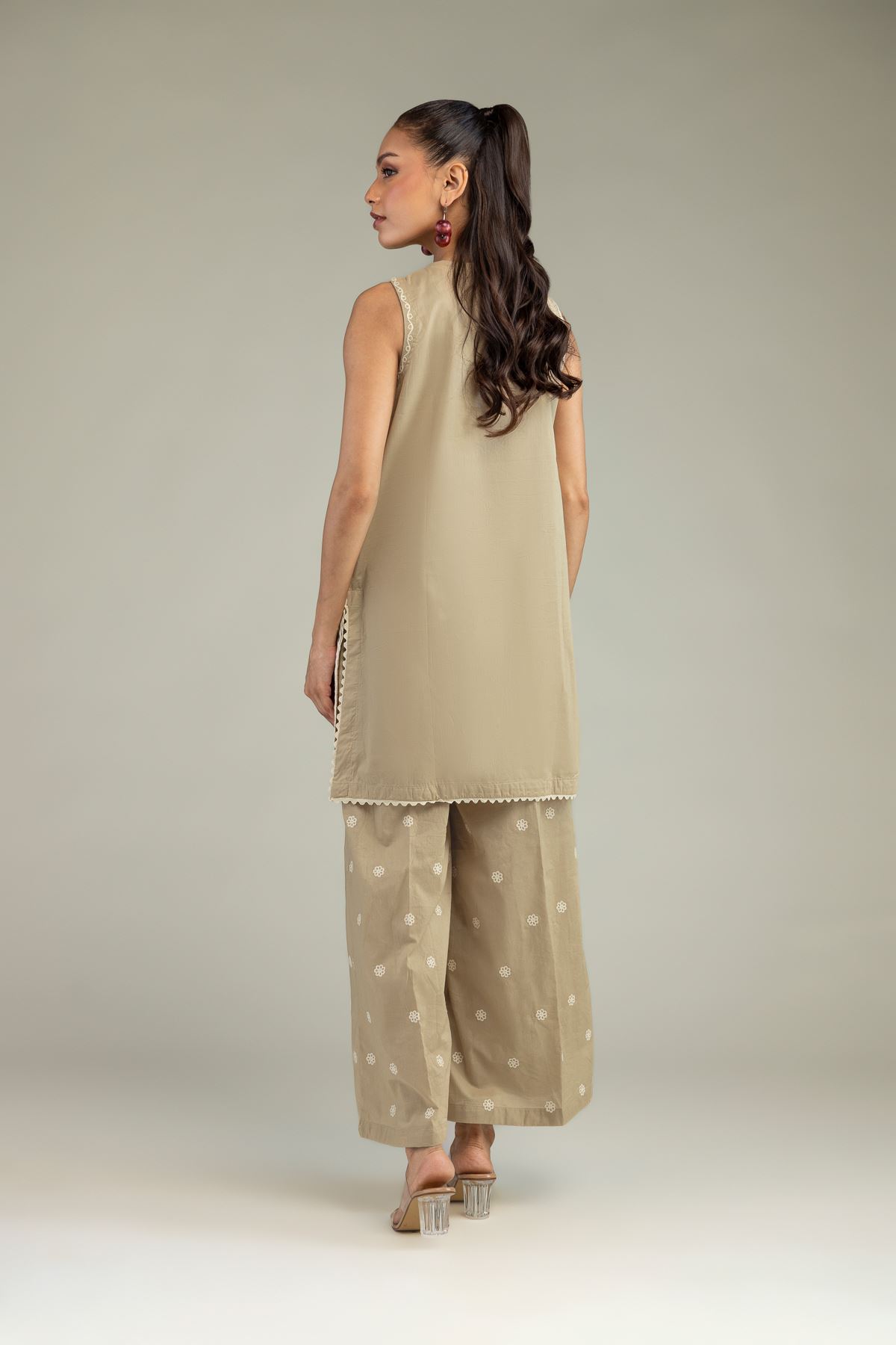 Embroidered Cambric Beige Sleeveless Kurta - 2-26-304-B-D1-VG