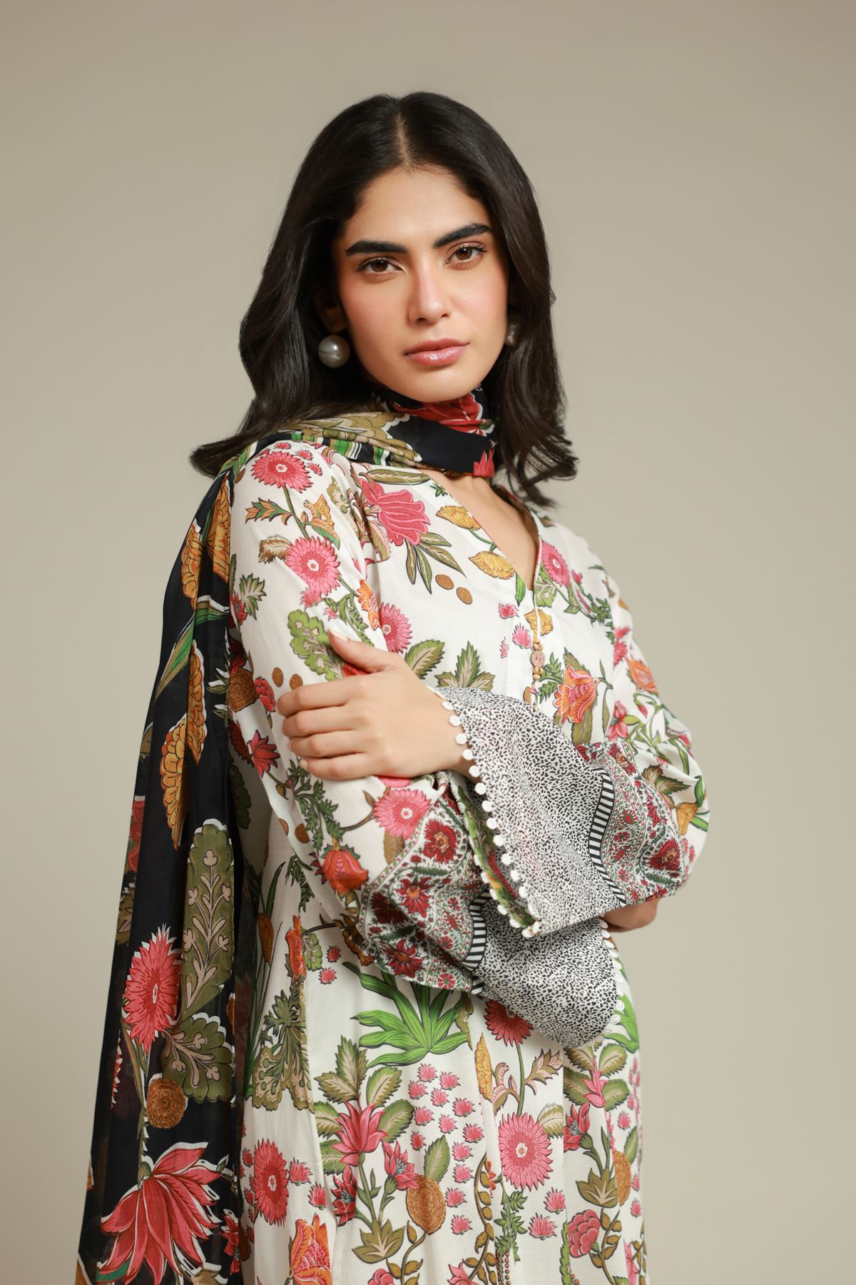 Printed Cambric Floral Tailored 3-Piece - T-A33-26-112FH2-VG