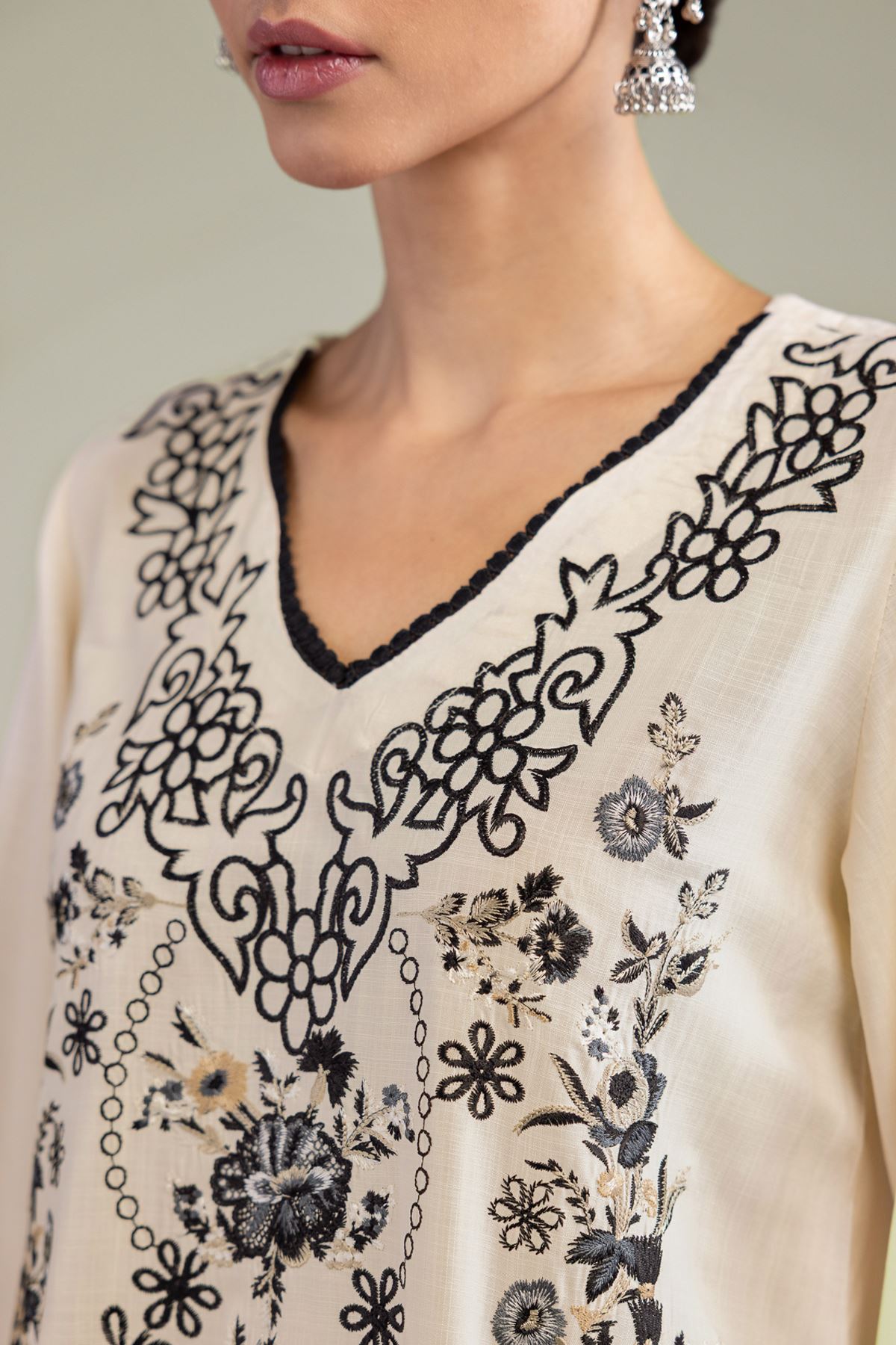 Embroidered Raw Silk Raw Silk Kurta - 2-26-209-A-D1-VG